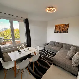 Hubert Apartment